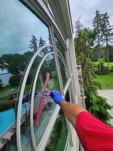 Window washing services Plymouth, Minnesota
