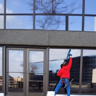 Commercial window cleaning services St. Paul, Minnesota