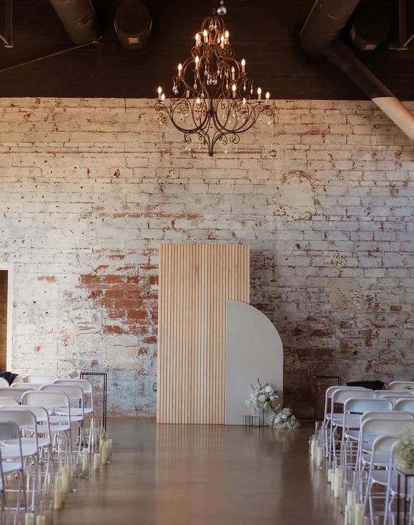 8ft Pleated Arch $40