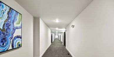 carpet cleaning services for hotel and motels. hall way carpet cleaning