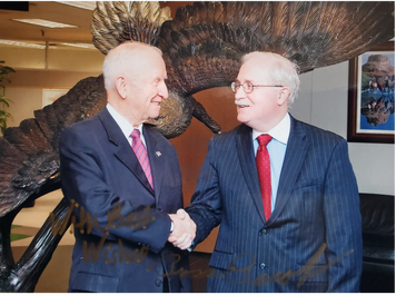 Barry Barlow with Ross Perot at his headquarters location