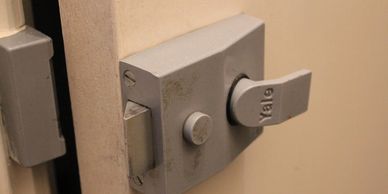 Night Latch Lock Fitting Service