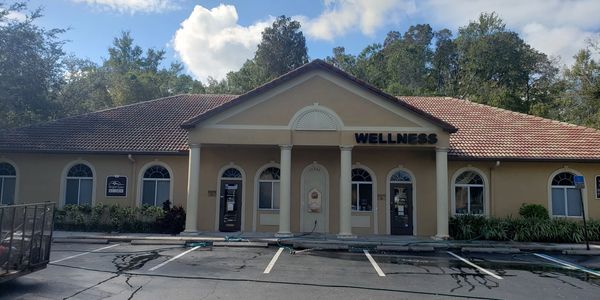 low pressure roof cleaning