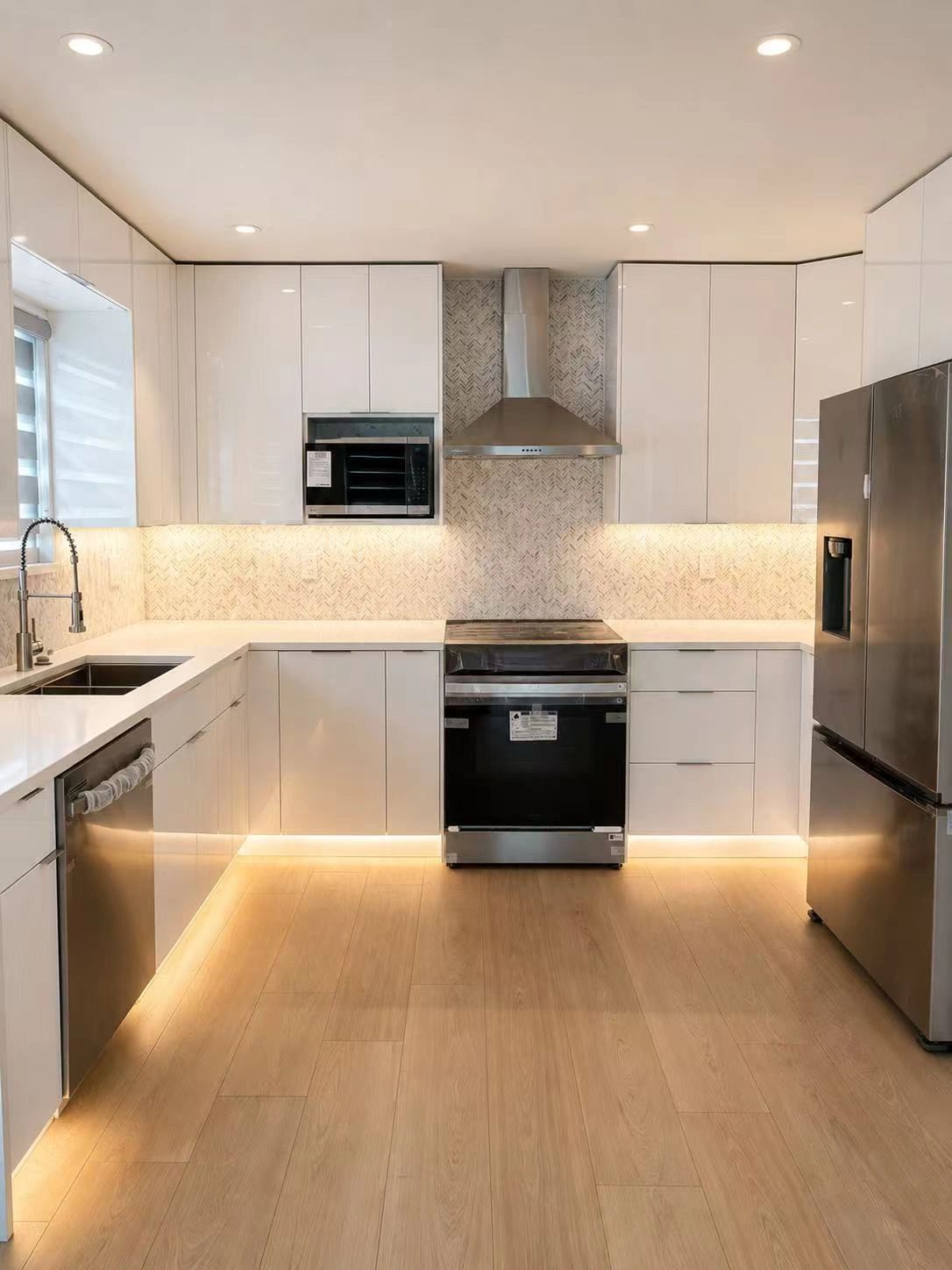 burnaby kitchen renovation - free kitchen consultation -cabinetry