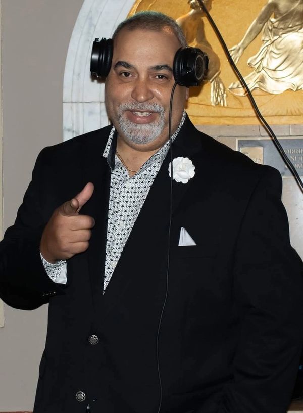 The Groove Show with Al Taylor, Sundays @ 11 AM CST