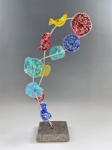 fused glass flowers
Dot Galfond
contemporary glass art for your home
Glass and stainless sculpture

