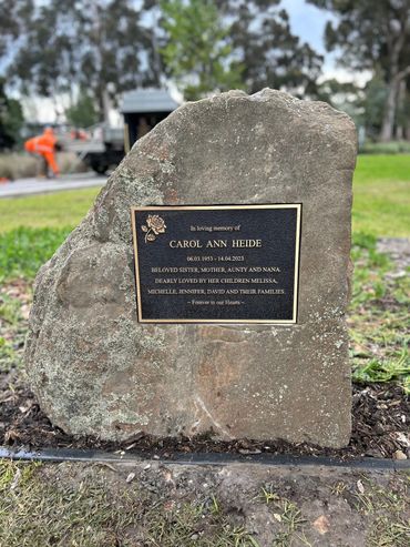 Natural rock headstone