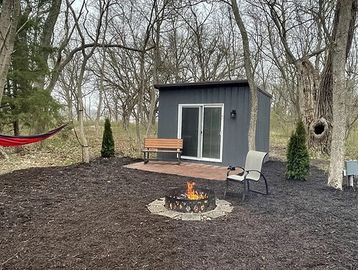 Single occupancy cabin