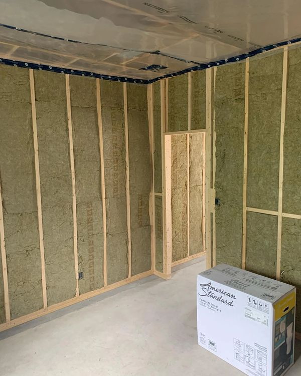 insulated framed walls in Collingwood Ontario project
