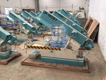metal cutting bandsaw , hydraulic bandsaw