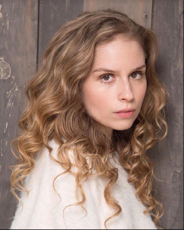 Allie Grant was on born February 14, 1994 in Tupelo, Mississippi.