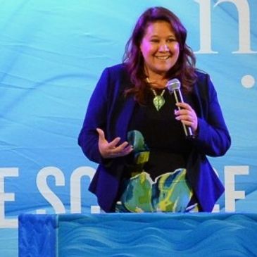 Laura Chaibi International insights, research, measurement, data, analyst, global media