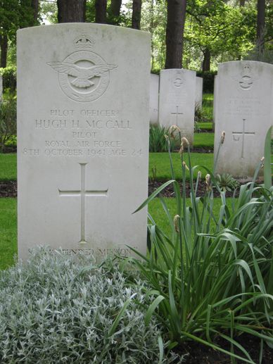Grave of Hugh McCall of the Royal Air Force in Brokkwood cemetery, England. 