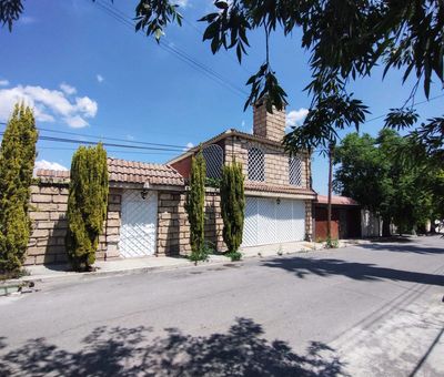 Casa en VENTA de un solo piso en Fraccionamiento Cerrado en Saltillo