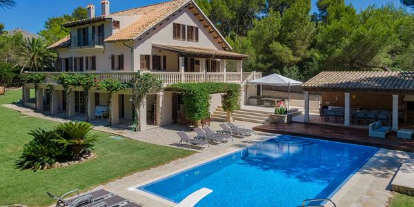 House in the sunshine of Spain