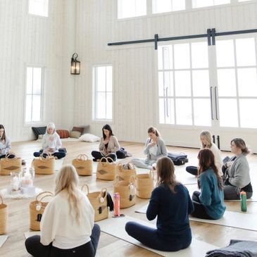 Exclusive Utah Yoga & Wellness Hygge Retreats with Elise Jones
