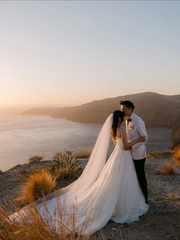 Wedding venues in Santorini.Wedding Villas & Hotels in Santorini 2026/2027 ! Book your Santorini We