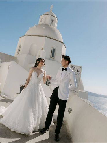 Wedding venues in Santorini.Wedding Villas & Hotels in Santorini 2026/2027 ! Book your Santorini We