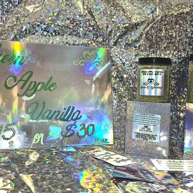 Holographic packaging for Apple Vanilla scent.