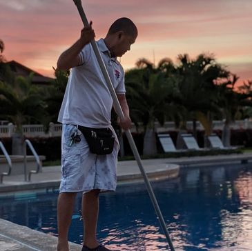 Azul Pool Service Hawaii - Swimming Pool DIY Do-It-Yourself Maintenance Program, Residential & Comm.