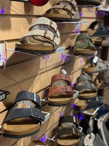 Birkenstock Arizona, Soft Footbed, Hard Footbed,  arch support, comfort, leather, Birko Flor,