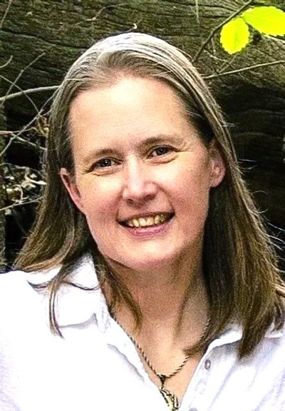 Photo of licensed counselor, Rachel Rippel