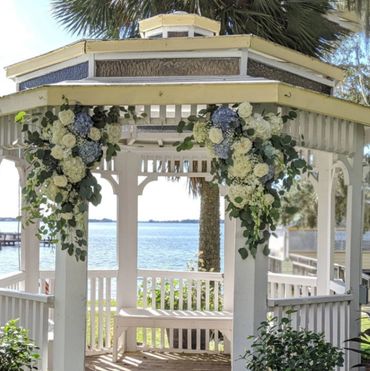 wedding ceremony, wedding decor, wedding flowers, ceremony flowers, Orlando wedding ceremony