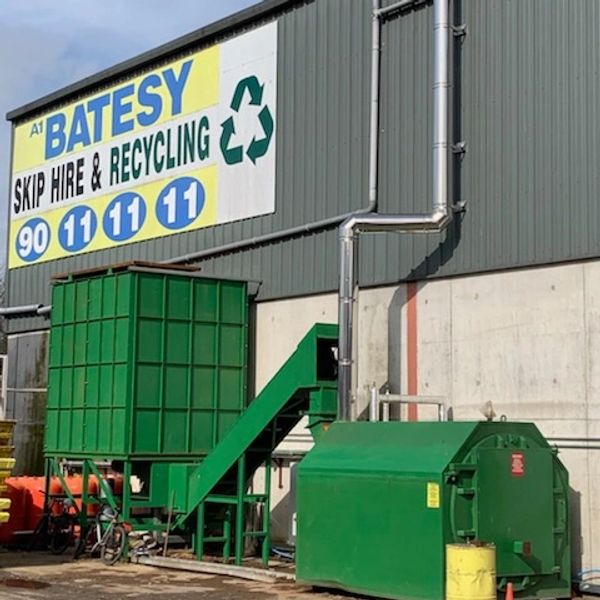 Auto fed biomass heating systems