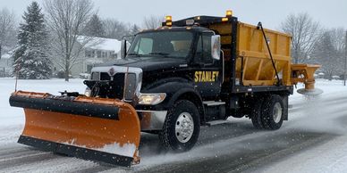 stanley landscapes truck IL