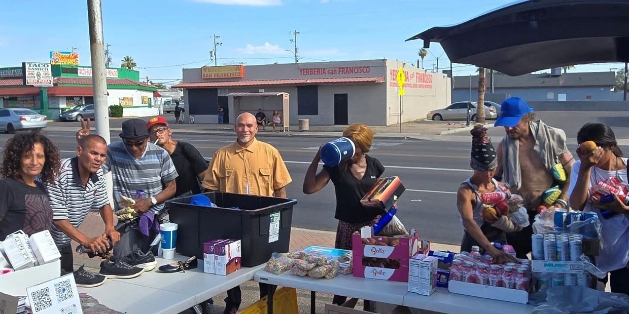 This photo was taken with all persons knowledge and permission.