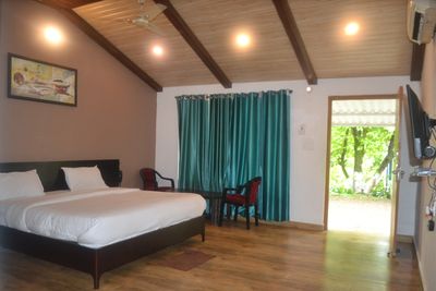 Deluxe room packages at Balaut Resort near Nainital, Uttarakhand