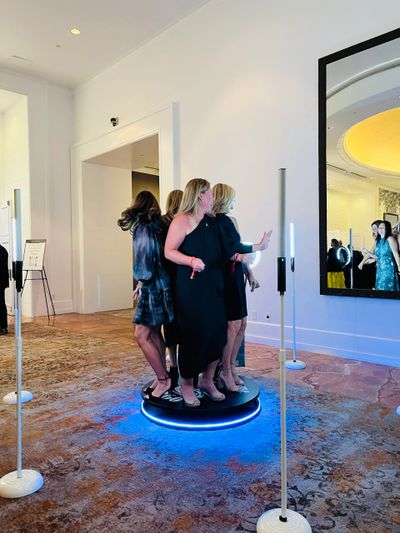 360 photo booth rental, north georgia photo booth, upscale photo booth rental,