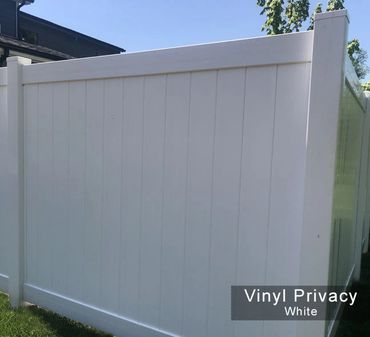 White full-privacy vinyl fence