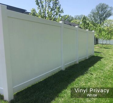 White full-privacy vinyl fence