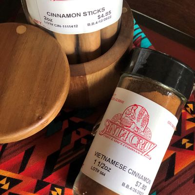 Vietnamese Cinnamon and Cinnamon Sticks.