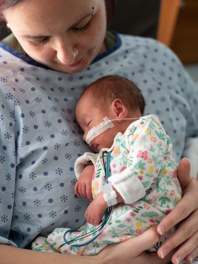 Photo | Vaccination parent d'enfant ou bébé prématuré