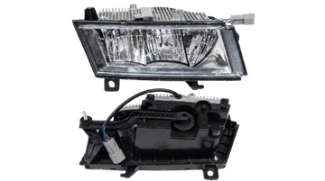 Faro delantero de automóvil desmontado.