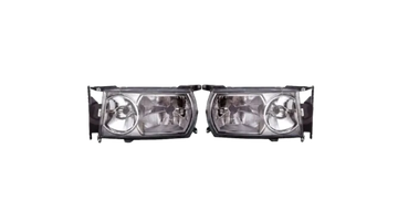 Dos faros delanteros para vehículo.