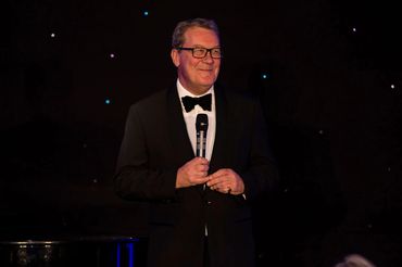 2016 Friends of the Flying Doctor Dinner at Jumeirah Carlton Tower