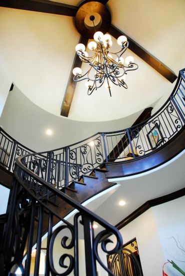 Floating staircase
