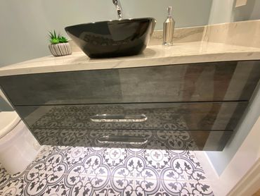 Floating bathroom vanity
