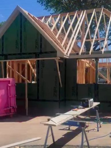 Dana Day is a women owned home builder and remodeler in Tulsa, OK. She has been featured on HGTV