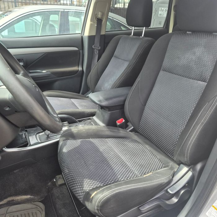 2018 Mitsubishi Outlander SEL - Photo 6