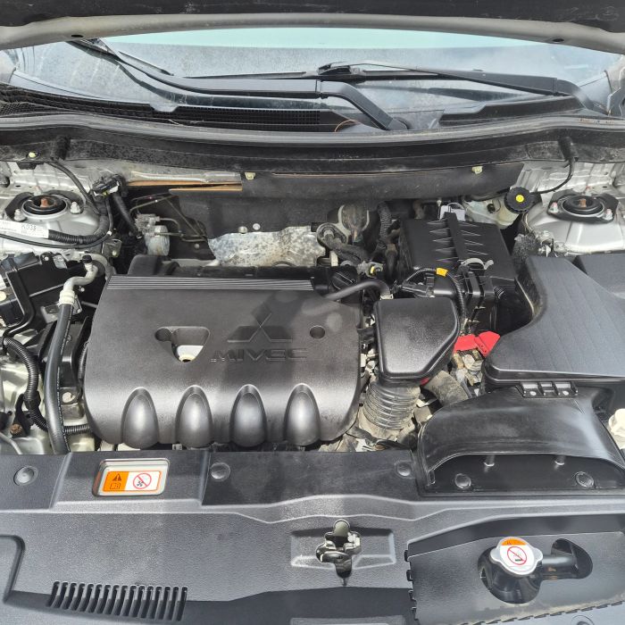 2018 Mitsubishi Outlander SEL - Photo 17