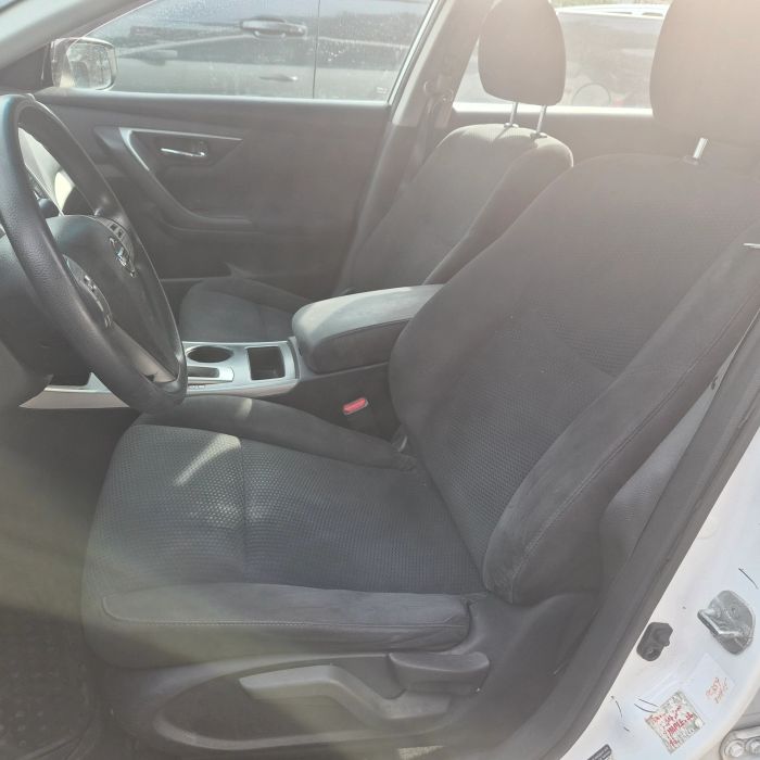 2015 Nissan Altima S - Photo 6