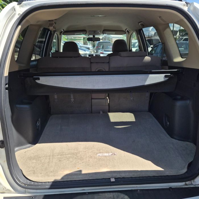 2011 Toyota RAV4 Base - Photo 12