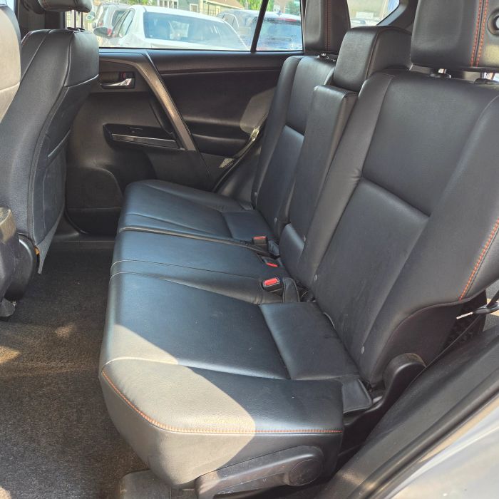 2011 Toyota RAV4 Base - Photo 40