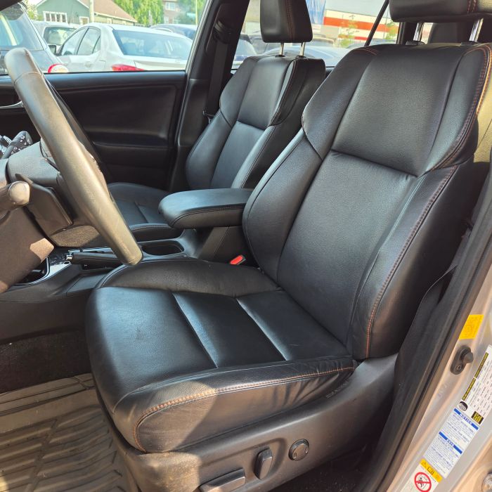 2011 Toyota RAV4 Base - Photo 33