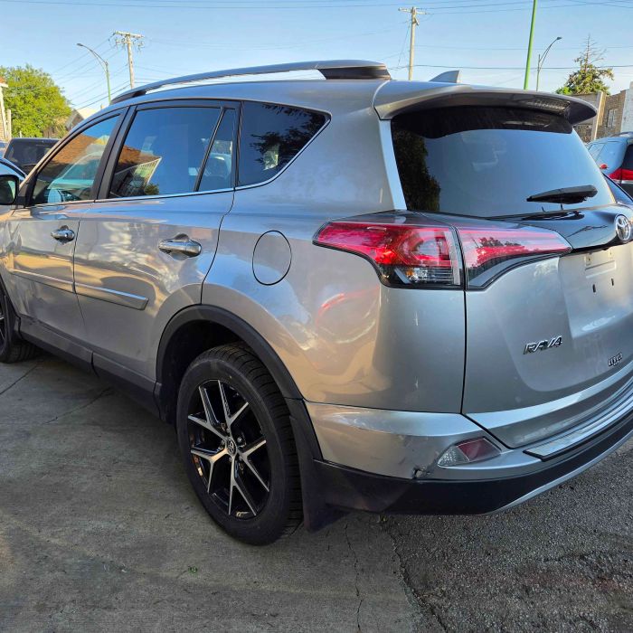 2011 Toyota RAV4 Base - Photo 32
