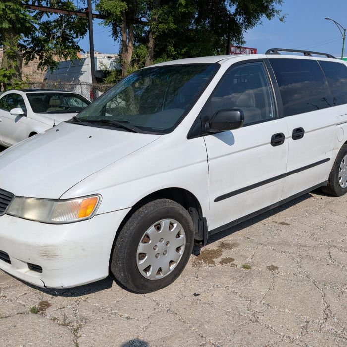 2001 Honda Odyssey LX's photo